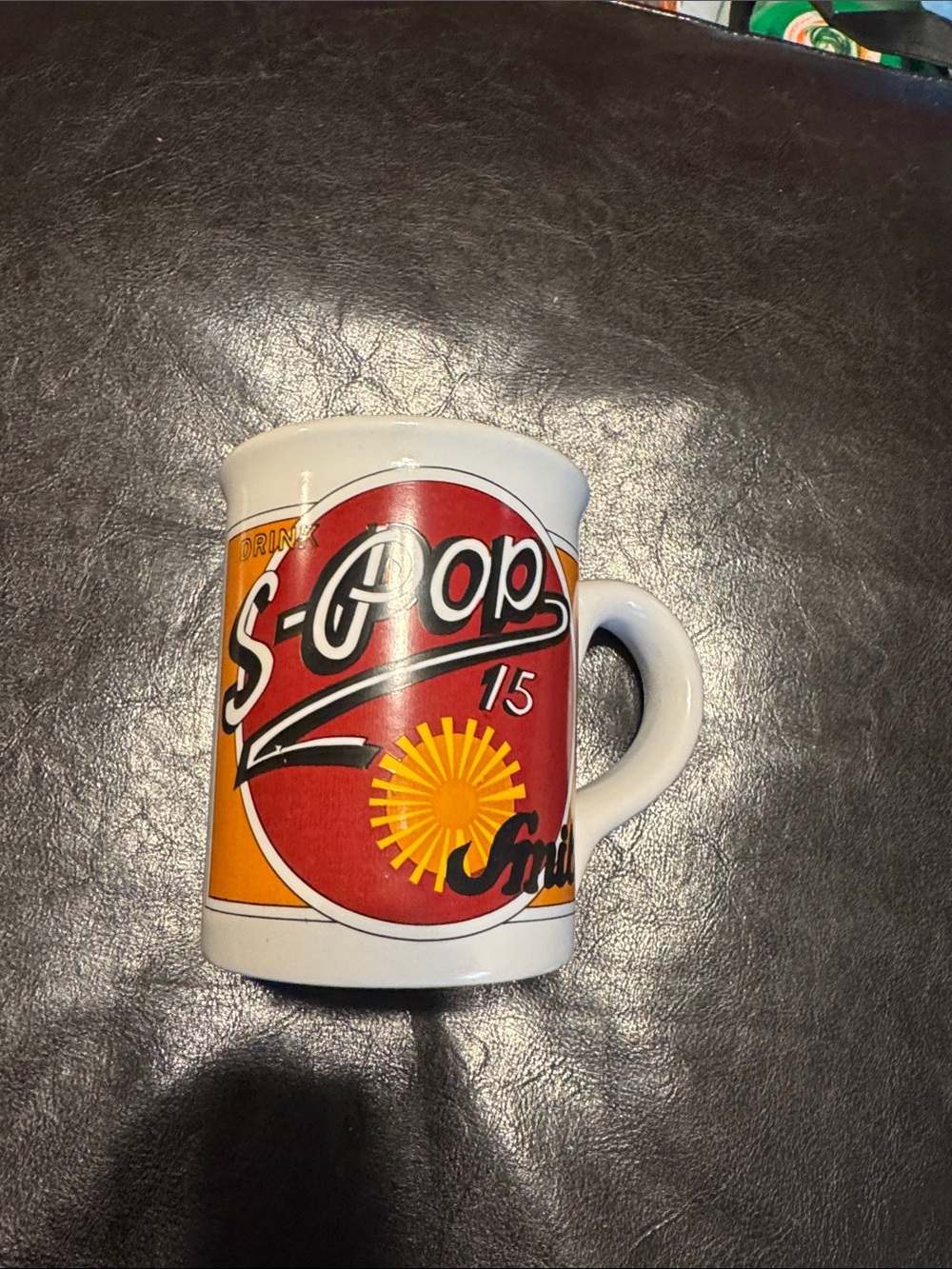 Gibson vintage White Ceramic Mug with Red and Orange Retro Graphic